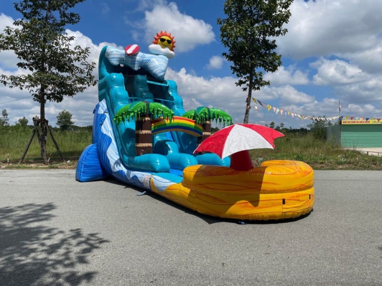 18' Beach Wave Waterslide